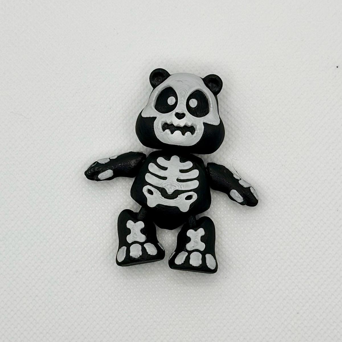 Flexi ScareBear | Flexible skeleton bear | Articulated | Fidget | Halloween | 3d printed | Decoration office trinket desktop  Gift Spooky
